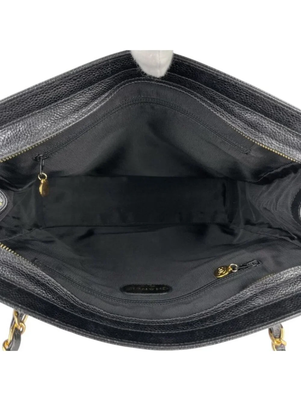 Chanel Logo Chain Tote Caviar Leather Black - Picture 12 of 14